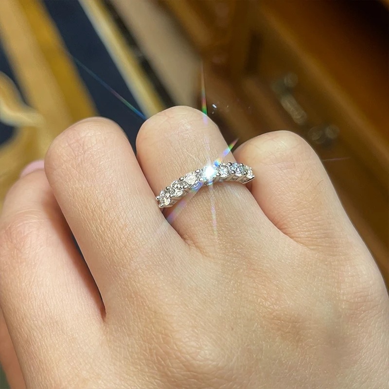 Elegant 0.28/0.7 Carat Moissanite Ring, 925 Silver